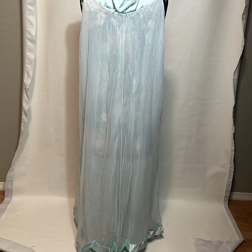 Vintage Soft Blue Lingerie Nightgown - Picture 5 of 7